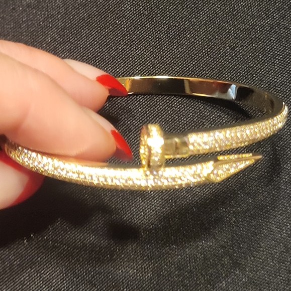 14k GOLD plated with rhinestone Nail Bracelet absolutely stunning!! - Picture 5 of 12